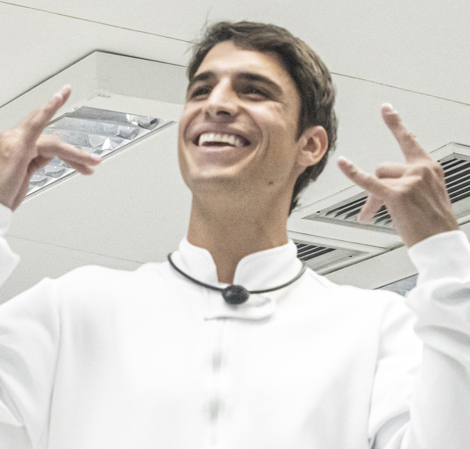 Felipe Prior diz que o prêmio do <i>BBB23</i> era de MC Guimê, e apoia cantor: <i>Feliz em ver você reconhecendo seu erro</i>