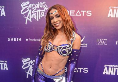 Anitta fala sobre a lista de convidados de seu aniversário e internautas reagem