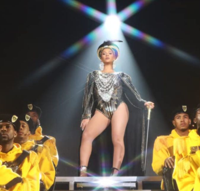 Beyoncé anuncia coleção de roupas baseada nas músicas de Reinassance As peças foram criadas em conjunto com Olivier Rousteing, diretor criativo da Balmain