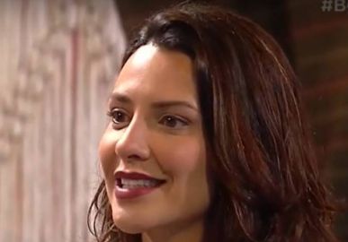Camila Rodrigues compartilha vídeo se arrumando para casamento, veja!