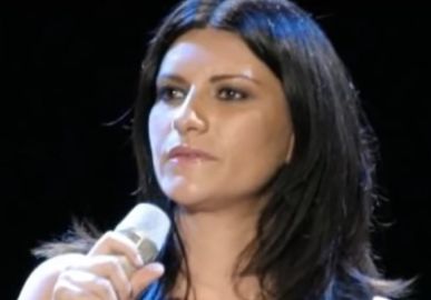 Laura Pausini anuncia turnê mundial para celebrar 30 anos de carreira