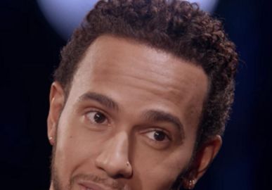 Lewis Hamilton deverá receber cinco milhões de reais em indenização por danos morais de Nelson Piquet