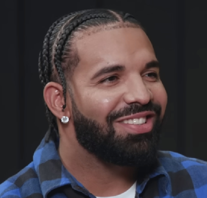 Drake ainda não devolveu cachê de 20 milhões de reais do <I>Lollapalooza</I>, diz jornal