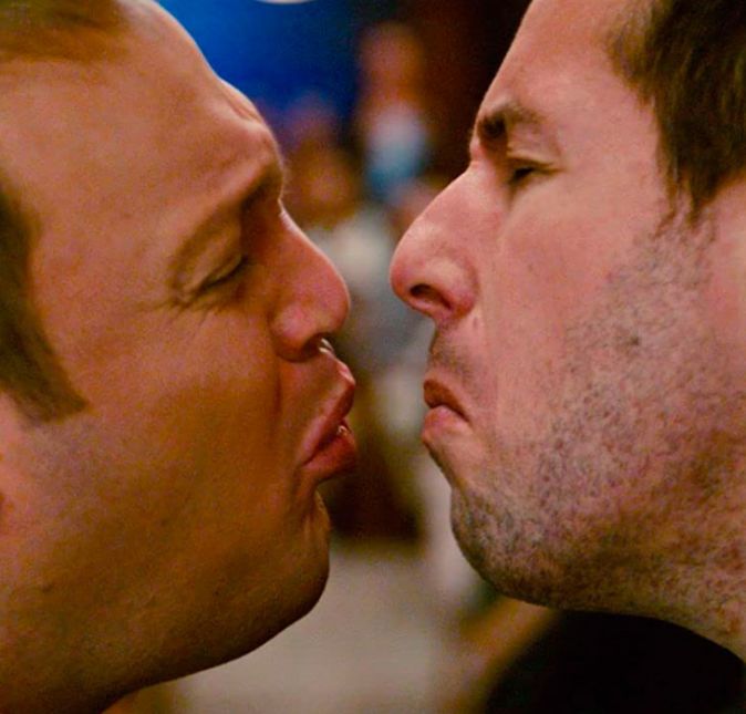 Essa amizade é das antigas! Quem não deu risada com Adam Sandler e Kevin James fingindo ser um casal em Eu os declaro Marido... e Larry? Os atores já protagonizaram muitos filmes de comédia juntos, como Gente Grande, Pixels, O Zelador Animal, Hotel Transilvânia, Sandy Wexler e mais! Essa amizade é das antigas! Quem não deu risada com Adam Sandler e Kevin James fingindo ser um casal em Eu os declaro Marido... e Larry? Os atores já protagonizaram muitos filmes de comédia juntos, como Gente Grande, Pixels, O Zelador Animal, Hotel Transilvânia, Sandy Wexler e mais!