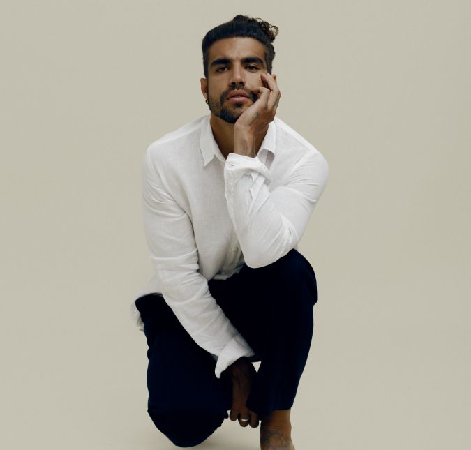 Em entrevista, Caio Castro fala sobre pausa na carreira de ator para investir no automobilismo O artista também comentou sobre a importância que cada personagem que já interpretou tem em sua vida