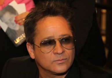 Leonardo lamenta 25 anos de saudade de Leandro, seu irmão e parceiro musical
