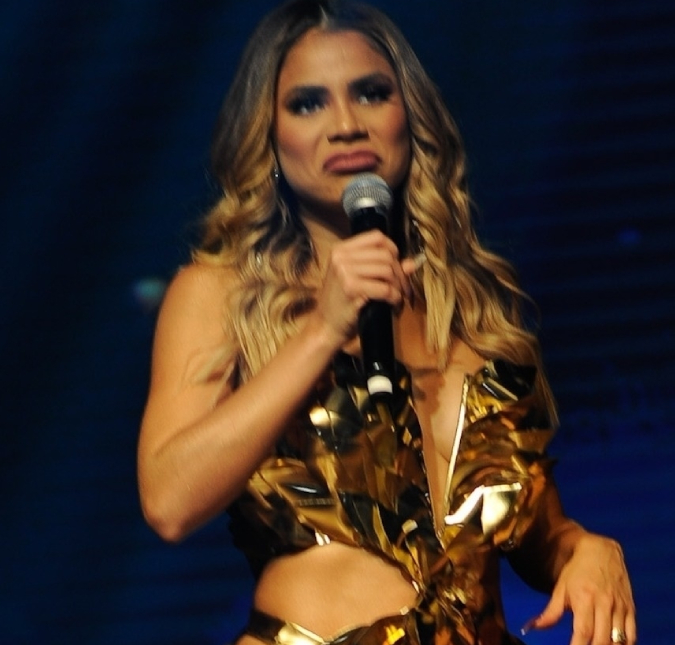 Após polêmica com MC Guimê, Lexa muda as unhas e promete nova fase