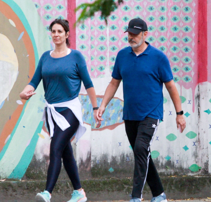 Natasha Dantas, atual de William Bonner, mostra que teve cordão roubado no Rio de Janeiro