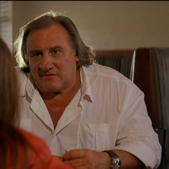 Gérard Depardieu é acusado por 13 mulheres de abuso sexual em <i>set</i> de filmes