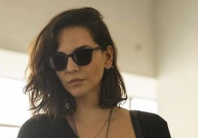 Eletrizante <i>trailer</i> de <i>Bom Dia, Verônica: A Caçada Final</i> traz cenas quentes de Tainá Müller e  Rodrigo Santoro, assista