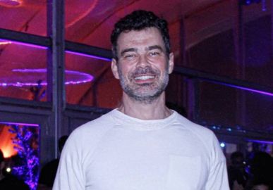 Carmo Dalla Vecchia faz desabafo sobre frase que costuma ouvir: <i>Você é gay, mas parece homem</i>