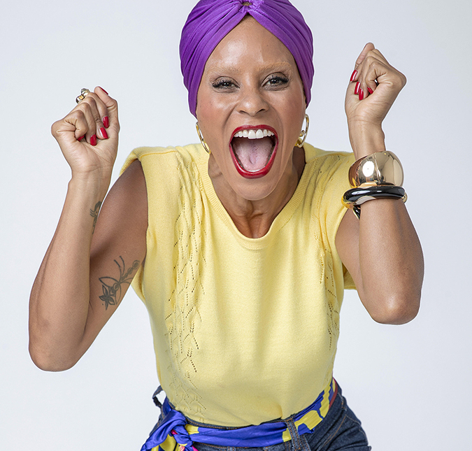 Aline Wirley cai no choro ao reencontrar Igor Rickli e o filho após o <I>BBB23</i>