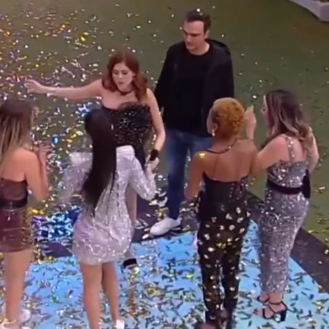 Após final do <i>BBB23</i>, Larissa toma chamada de Ana Clara: - <i>Pode sair</i>