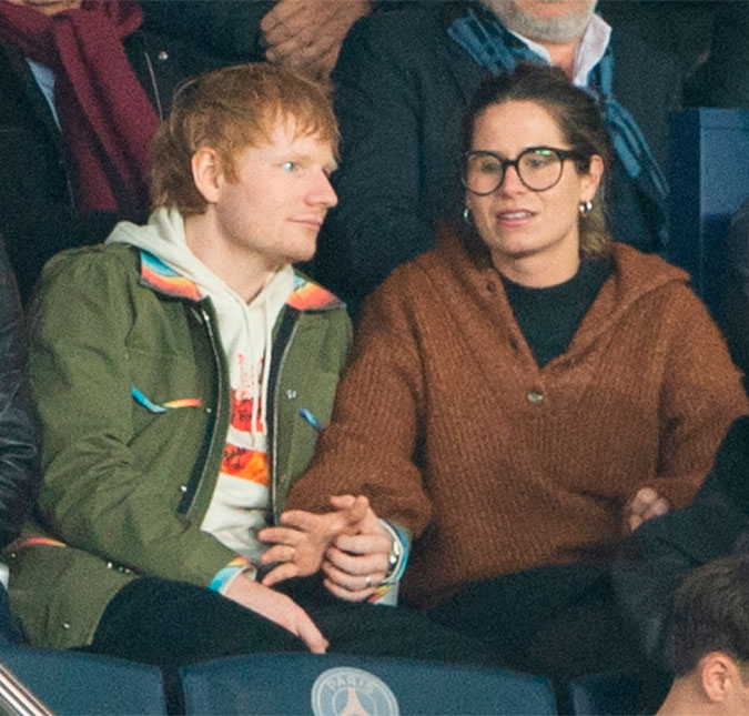 Ed Sheeran se emociona ao falar sobre diagnóstico de câncer da esposa: <i>- Fui atingido por coisas pesadas, uma após a outra</i>