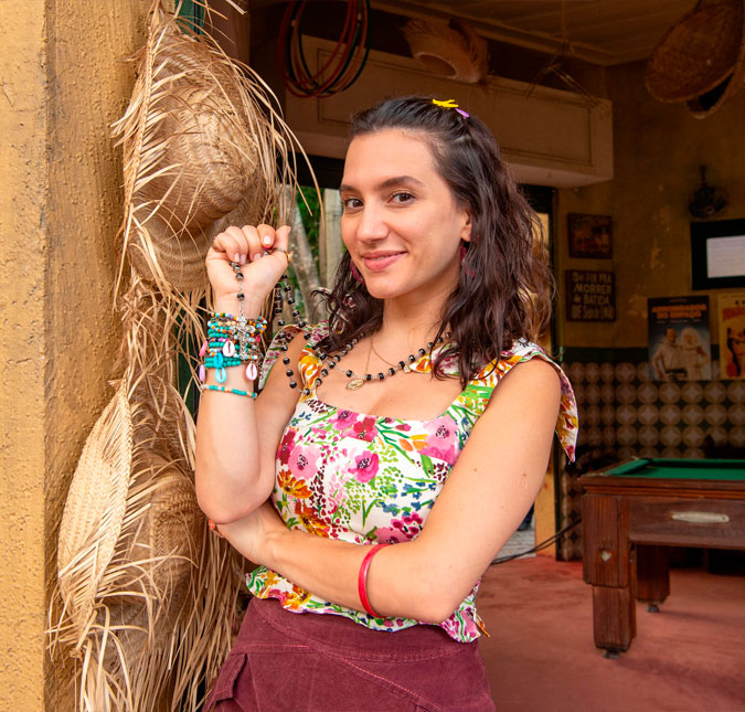 Lorena Comparato revela detalhes dos bastidores de <i>Cine Holliúdy</i> e o que esperar de Formosa na terceira temporada