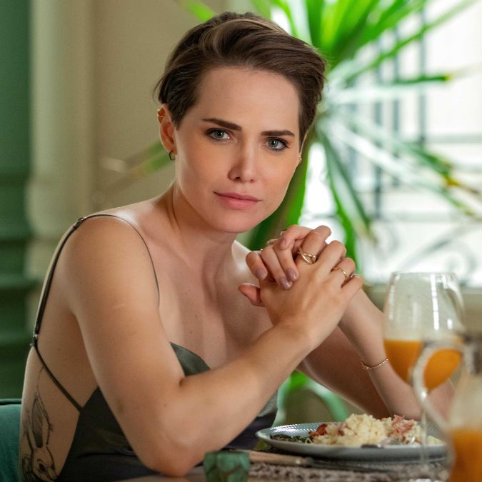 Depois de concordar com críticas à <I>Travessia</i>, Letícia Colin se justifica