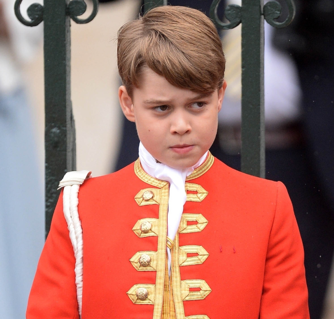 Príncipe George teria convencido Rei Charles III a mudar trajes dos pajens antes mesmo da coroação, entenda!