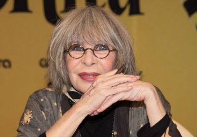 Em autobiografia, Rita Lee profetizou grande parte do que está acontecendo após a sua morte; saiba mais!