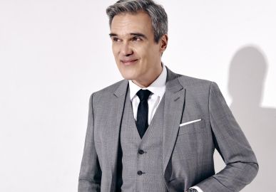 Dalton Vigh relembra quando gravou cena de <I>Pérola Negra</i> após tomar caipirinha e esqueceu ator trancado no estúdio: <I>Ficou no escuro. Coitado!</i>