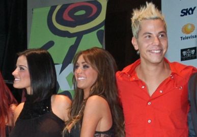 Anahí e Christian Chávez parabenizam Maite Perroni pelo nascimento da filha