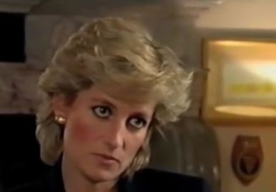 Carta de Princesa Diana para rei da Grécia são leiloadas; bilhetes contêm conteúdo sexual