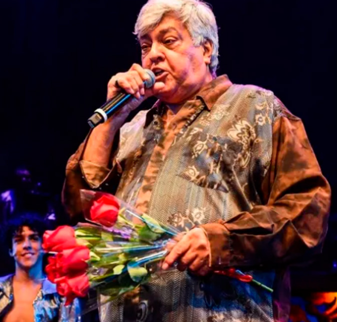 Sidney Magal interrompe <I>show</i> após passar mal e recebe atendimento médico