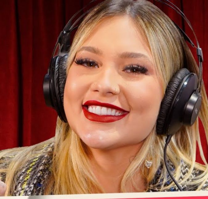 Virginia Fonseca relata fortes dores de cabeça após dente inflamar Esposa de Zé Felipe ainda explicou que não tem tempo de ir ao médico