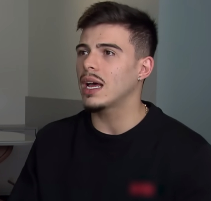 Após polêmicas com Tati Zaqui, Thomaz Costa tira dias de folga e faz viagem para Bali, na Indonésia