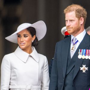 Falidos? Príncipe Harry e Meghan Markle estariam tomando medidas para salvarem conta bancária: <I>Dinheiro está desaparecendo rapidamente</i>