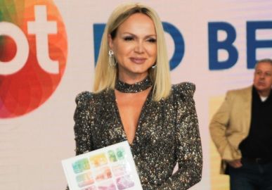 Sincerona, Eliana revela que já enviou e recebeu nudes - Estrelando