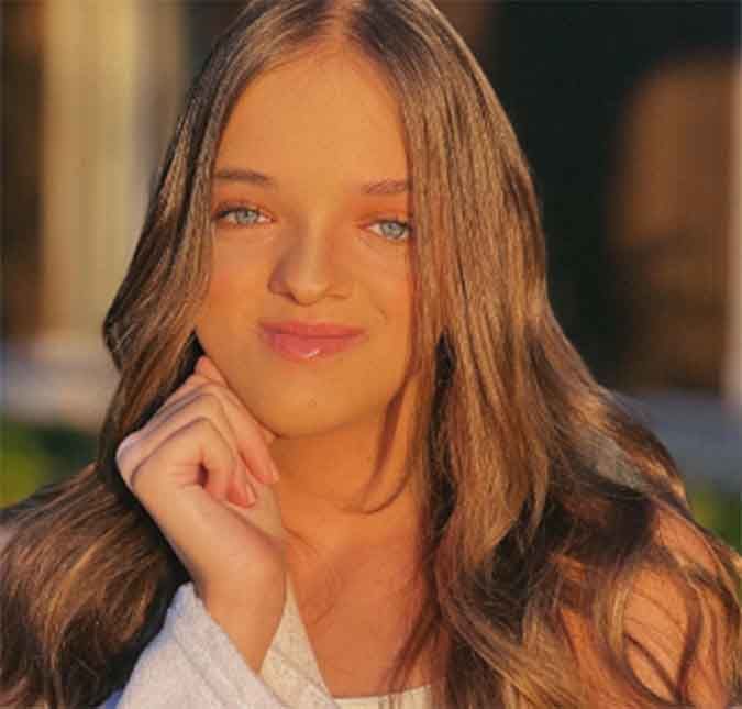 Rafaella Justus surge toda produzida para festa de formatura (e arrasa tocando bateria!) A filha de Ticiane Pinheiro e Roberto Justus tem 13 anos de idade