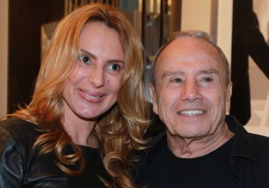 Esposa de Stênio Garcia detona críticas ao ator após harmonização: <i>- A maldade humana nunca vai nos vencer</i>