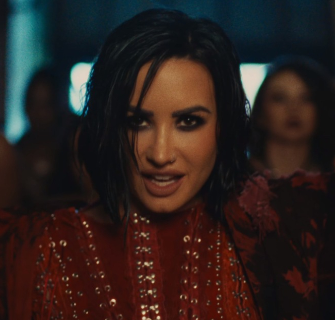 Demi Lovato lança música nova como forma de protesto e chama atenção com letra polêmica