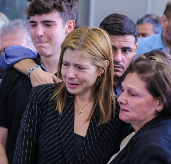 Em carta, Rose Miriam admite saber que Gugu Liberato era homossexual e tinha plano para curá-lo; diz colunista