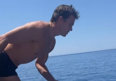 Tom Brady mostra detalhes da viagem que está fazendo com os filhos na Grécia, veja!