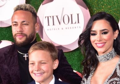 Neymar Jr. é visto em lago interditado por denúncia de crime ambiental em Mangaratiba; craque está na cidade para o chá revelação de seu filho com Bruna Biancardi