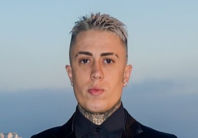 MC Daniel se irrita ao ser questionado sobre Mel Maia durante evento