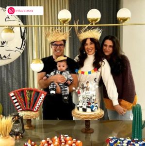 Claudia Raia e Luca recebem Mariana Ximenes: 'Encontro em família' - São  Carlos em Rede