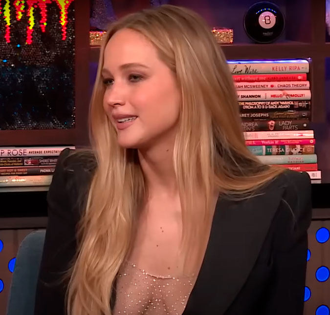 Jennifer Lawrence conta o que aconteceu após comer comida apimentada: <i>- Vomitei intensamente depois</i>