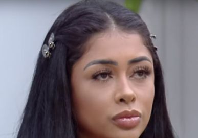 Medrado se emociona ao reencontrar a mãe e os filhos após eliminação de <i>A Grande Conquista</i>