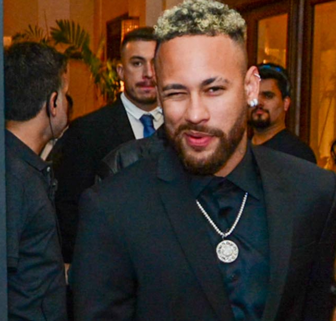 Traições, flertes... Veja as vezes em que a vida amorosa de Neymar Jr. foi exposta