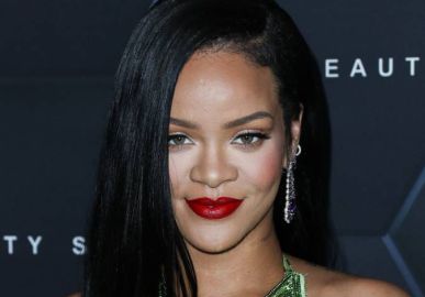 Bilionária! Rihanna se torna primeira artista feminina a ter dez músicas com um bilhão de <I>plays</i> no <I>Spotify</i>