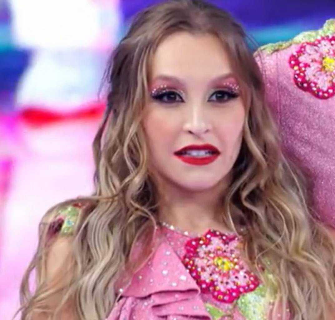 Carla Diaz desabafa sobre a derrota na <I>Dança dos Famosos</i> e fãs disparam: <I>Roubo. Manipulação</i>