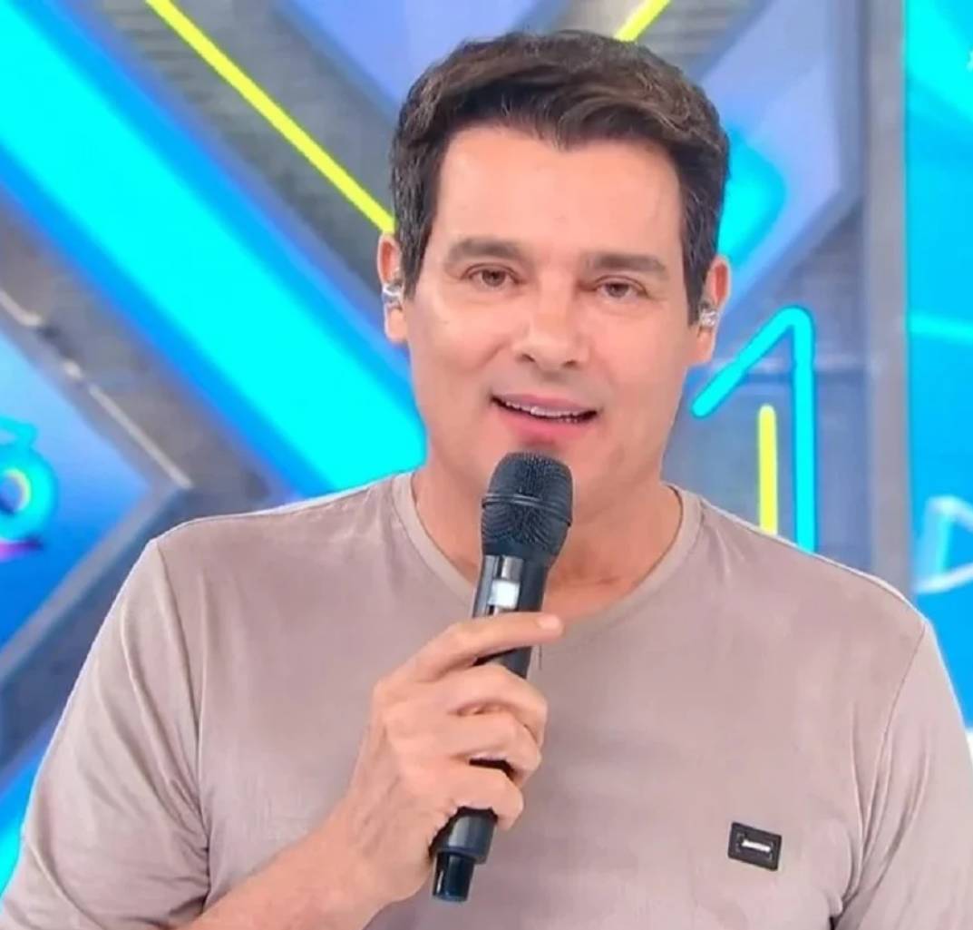 Celso Portiolli se pronuncia após ter sido supostamente atacado por cachorro: <I>Não passei nem perto</i>