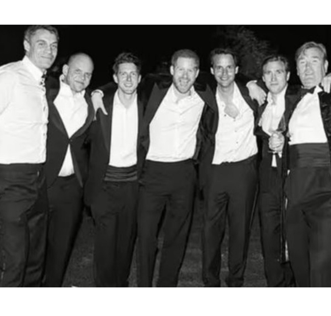 Príncipe Harry falha com melhor amigo e não comparece ao casamento dele