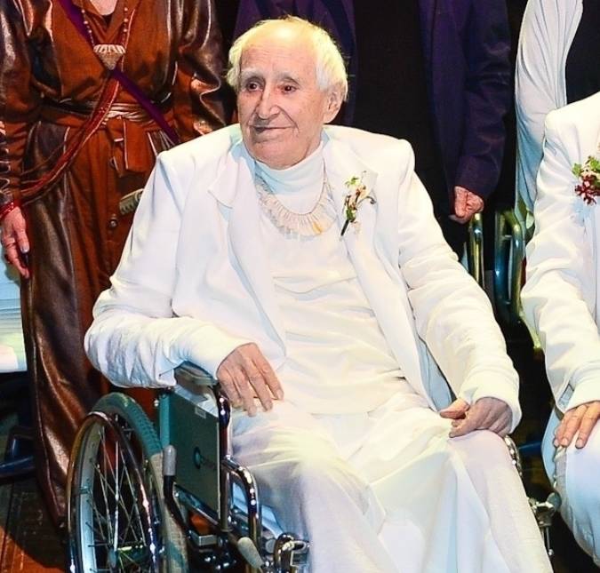 Aos 86 anos de idade, Zé Celso é hospitalizado após incêndio atingir seu apartamento