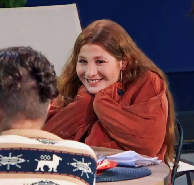 Giulia Garcia vence prova e convida Ricardo para dividir cargo de Donos da Mansão. Veja o que rolou na madrugada em A Grande Conquista A dupla já começou a pensar em quem indicar para a Zona de Risco