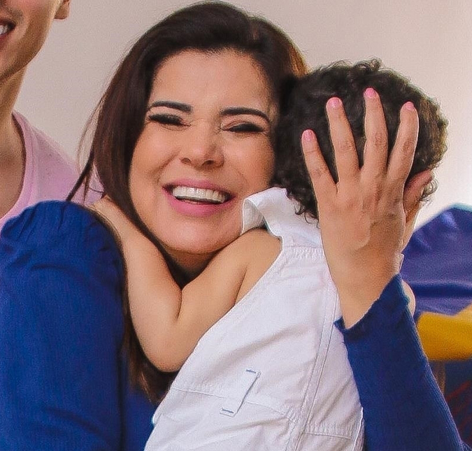 Internada, Mara Maravilha mostra mensagens de áudio que recebeu do filho: <i>- Fica bem, te amo</i>