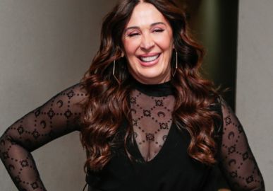 Claudia Raia compartilha vídeo fofíssimo com o filho, Luca: <i>Botando o assunto em dia com a mamãe</i>