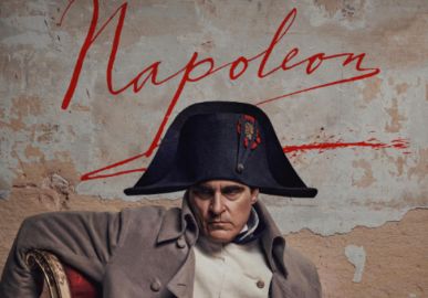 De palhaço a imperador! Joaquin Phoenix para tudo em <i>trailer</i> de <i>Napoleão</i>; assista